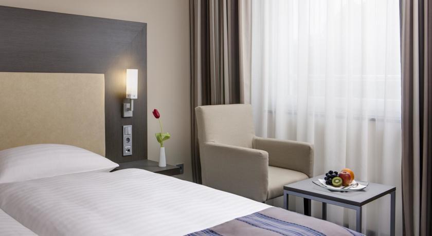 Intercityhotel Ingolstadt Ngoại thất bức ảnh