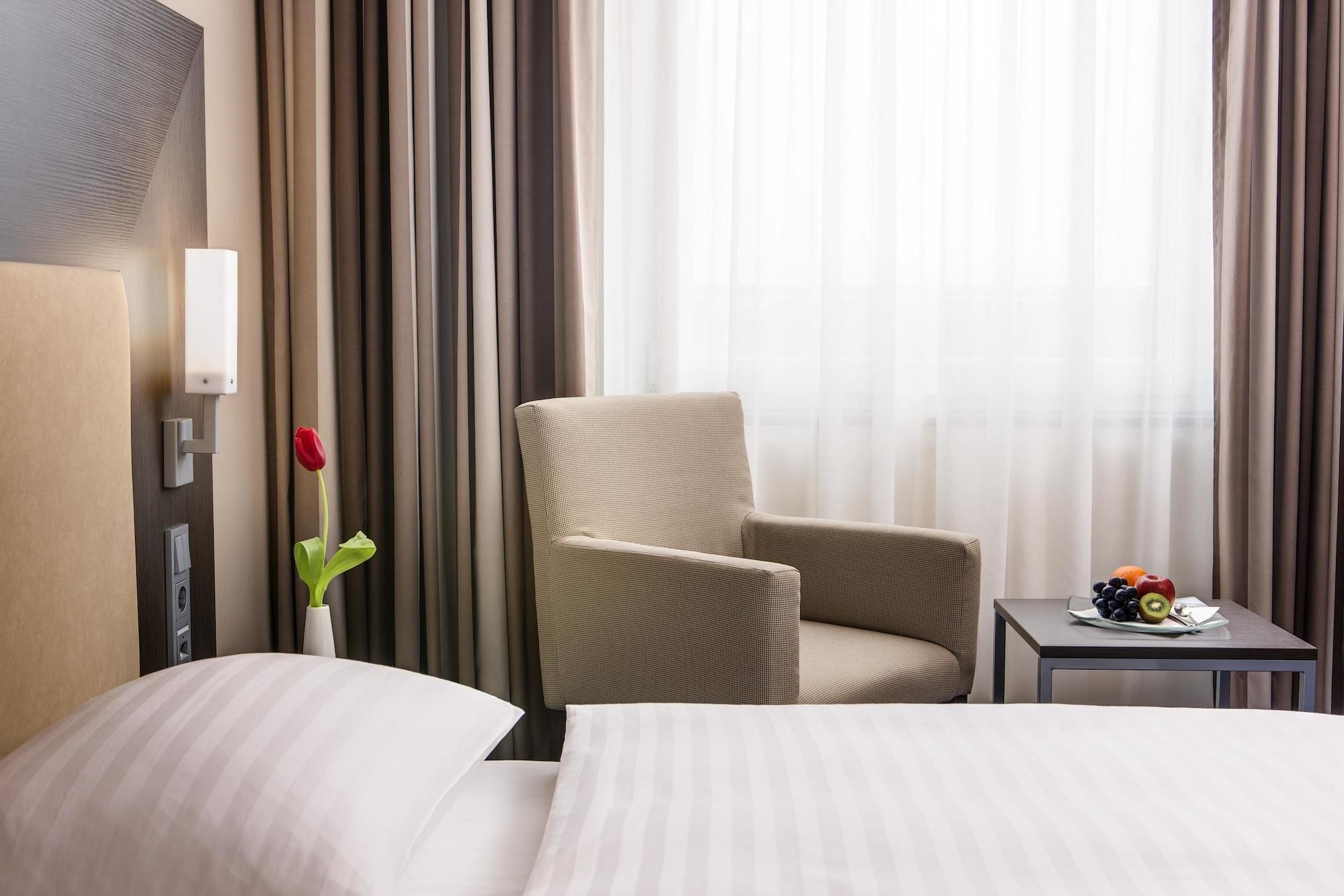 Intercityhotel Ingolstadt Ngoại thất bức ảnh